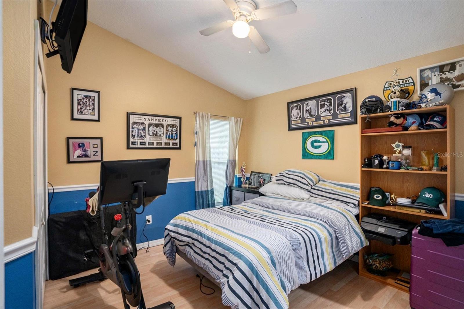 Image 18 of 32 For 30618 Tremont Drive