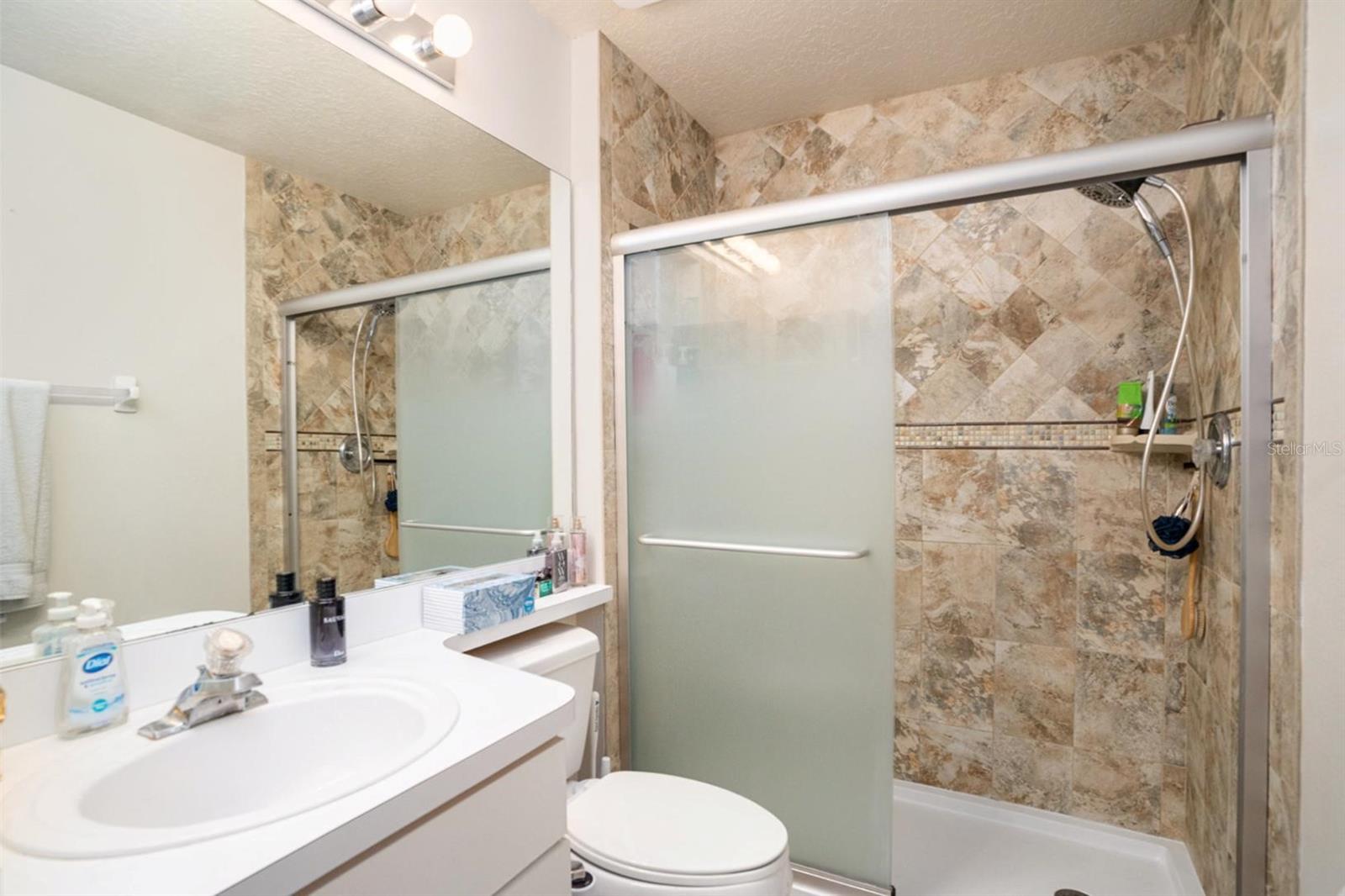 Image 24 of 32 For 30618 Tremont Drive