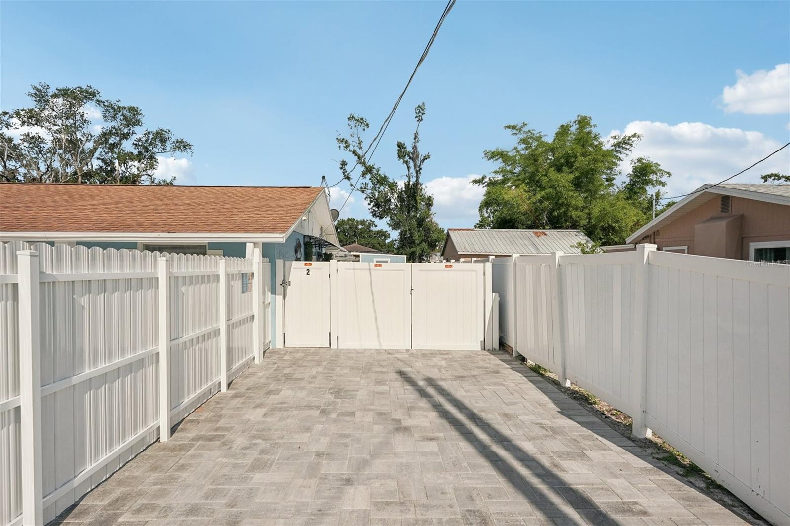 Image 11 of 15 For 840 Albritton Avenue 2