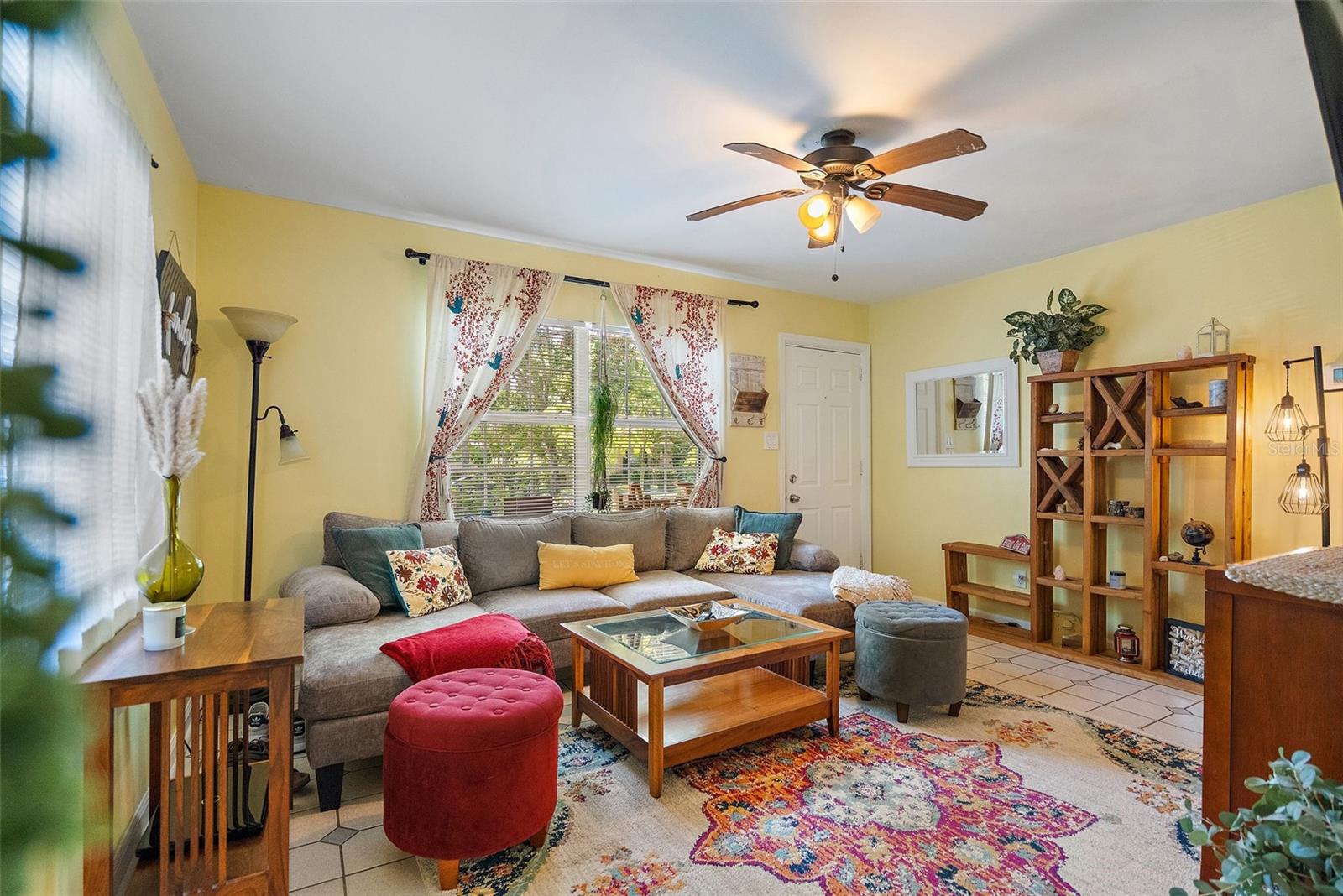 Image 4 of 21 For 4135 Burlington Avenue N