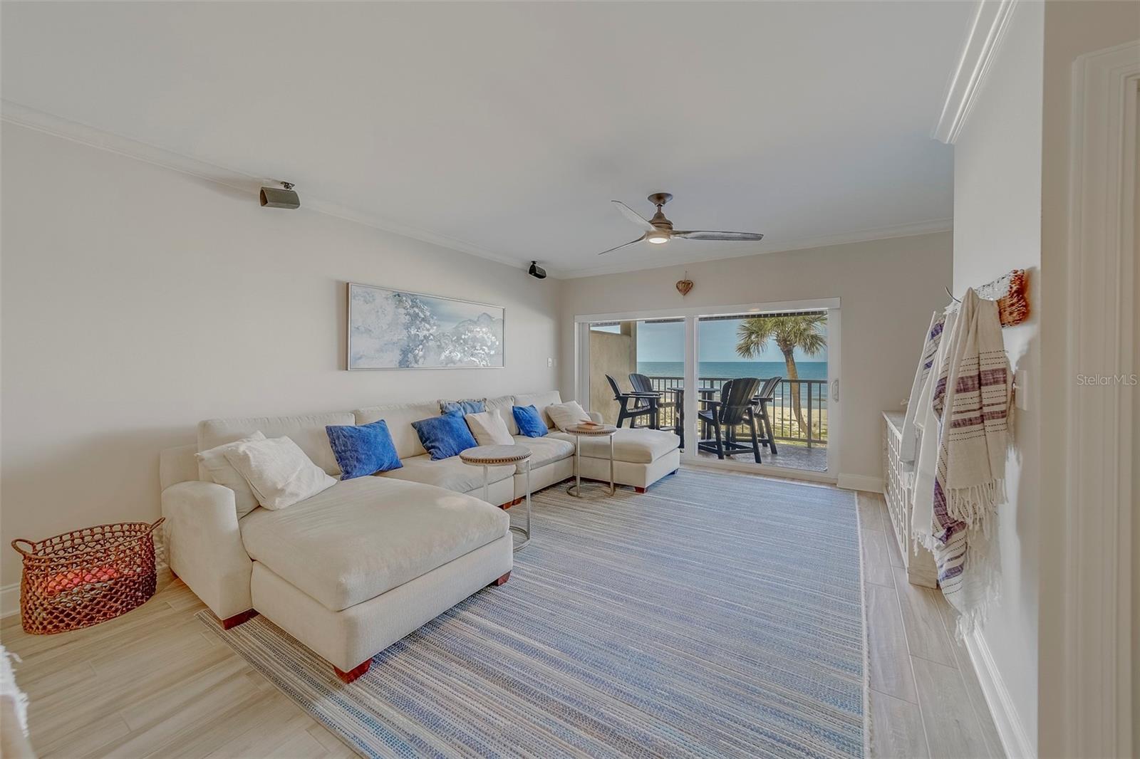 Image 14 of 66 For 2250 Gulf Boulevard B2