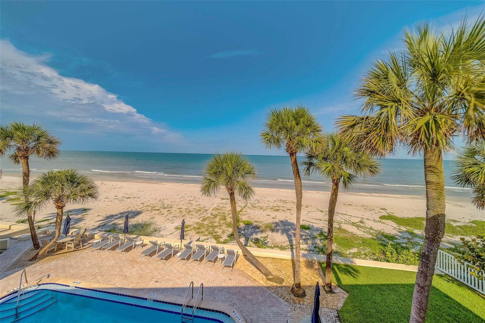 Image 37 of 66 For 2250 Gulf Boulevard B2