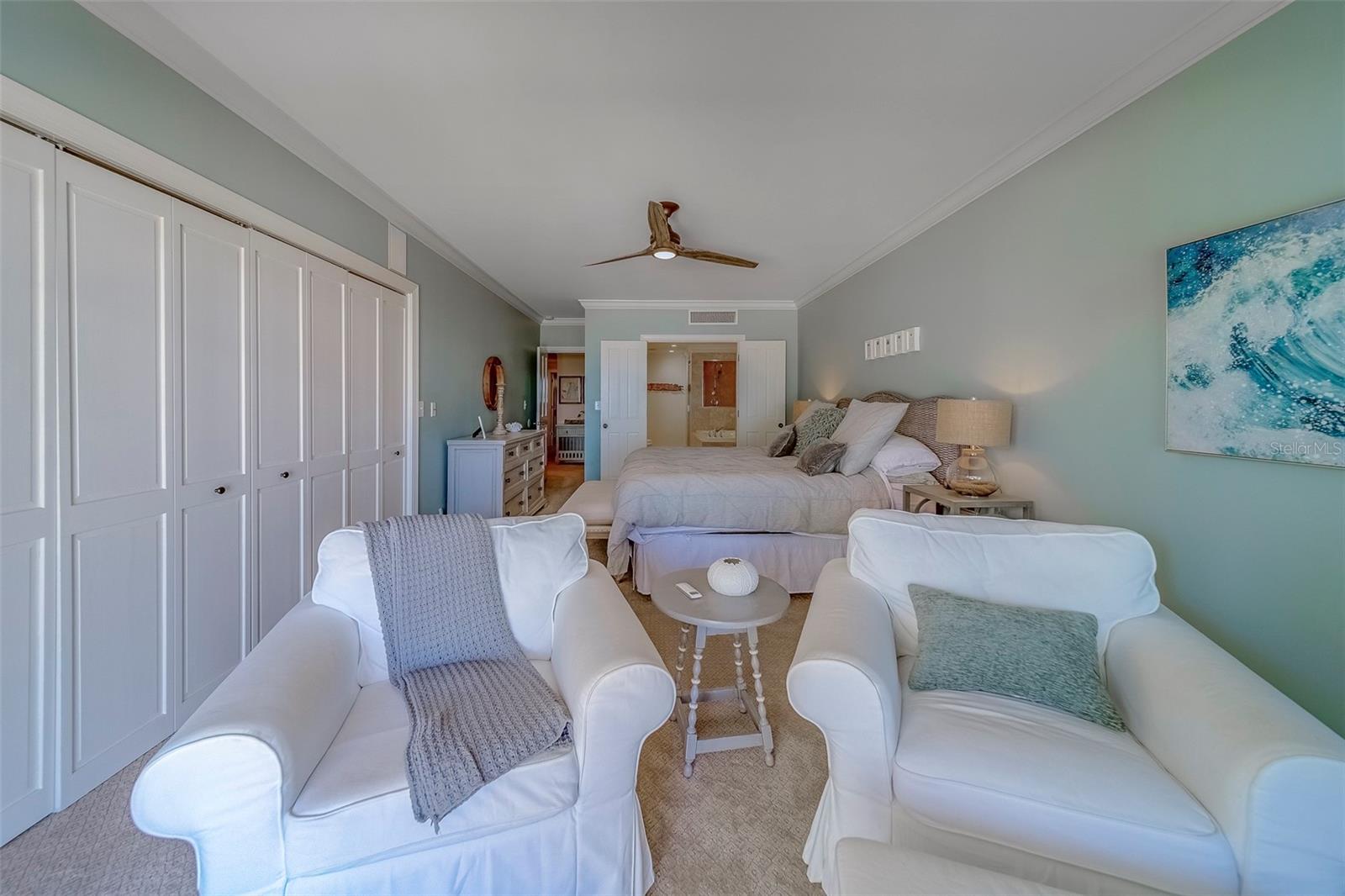 Image 39 of 66 For 2250 Gulf Boulevard B2