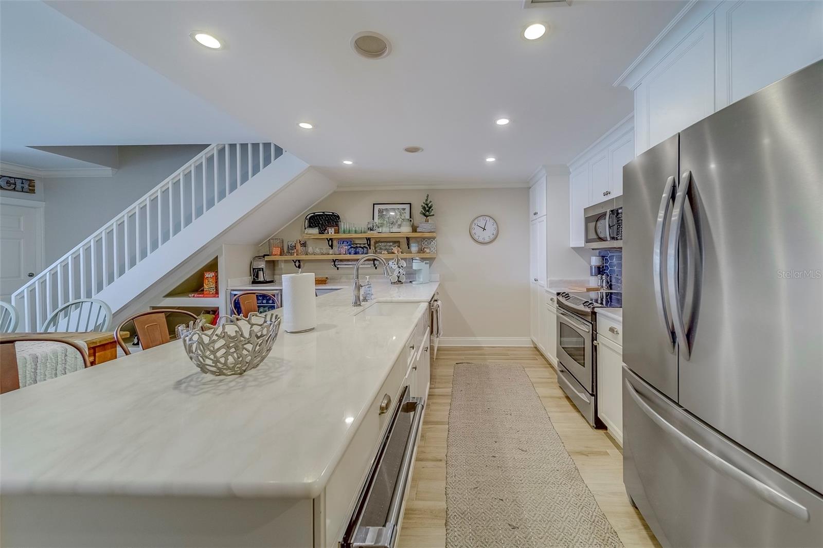 Image 4 of 66 For 2250 Gulf Boulevard B2