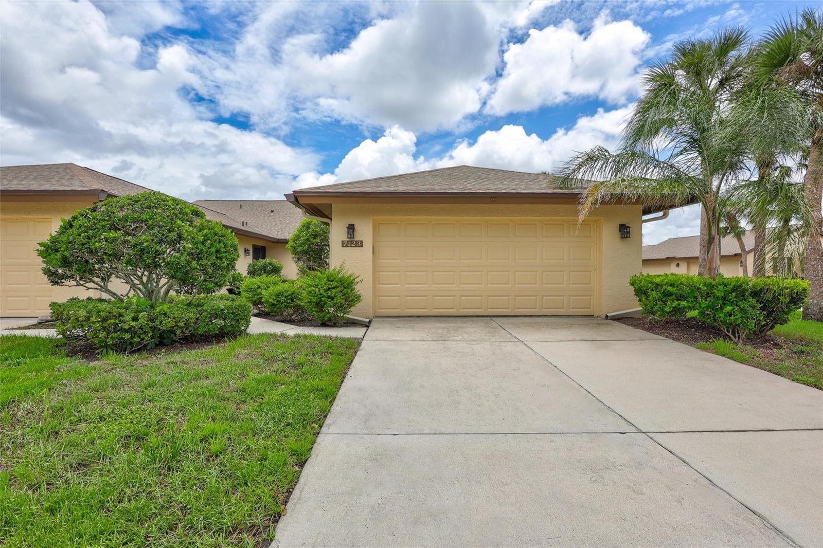 Image 4 of 54 For 7123 Heron Drive