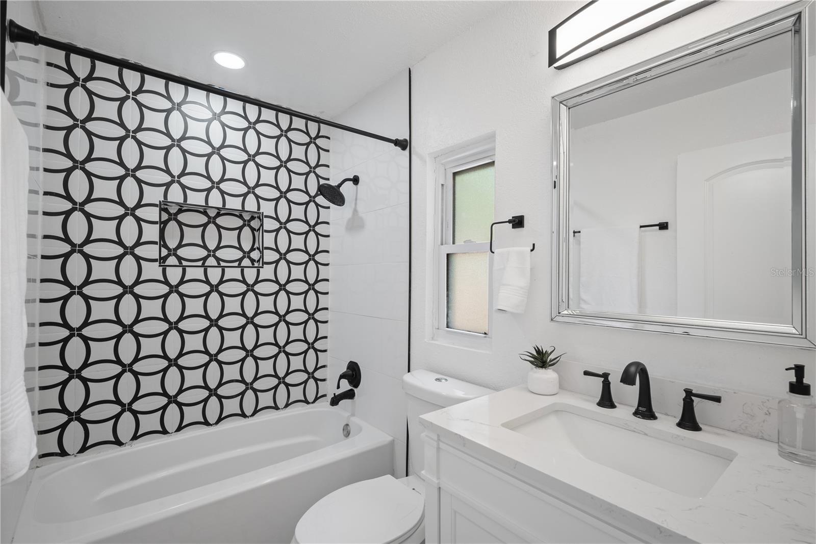 Image 12 of 20 For 5115 16th Street N