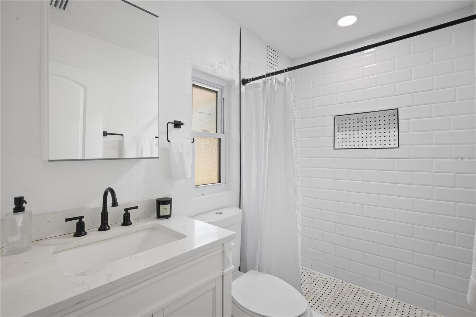 Image 15 of 20 For 5115 16th Street N