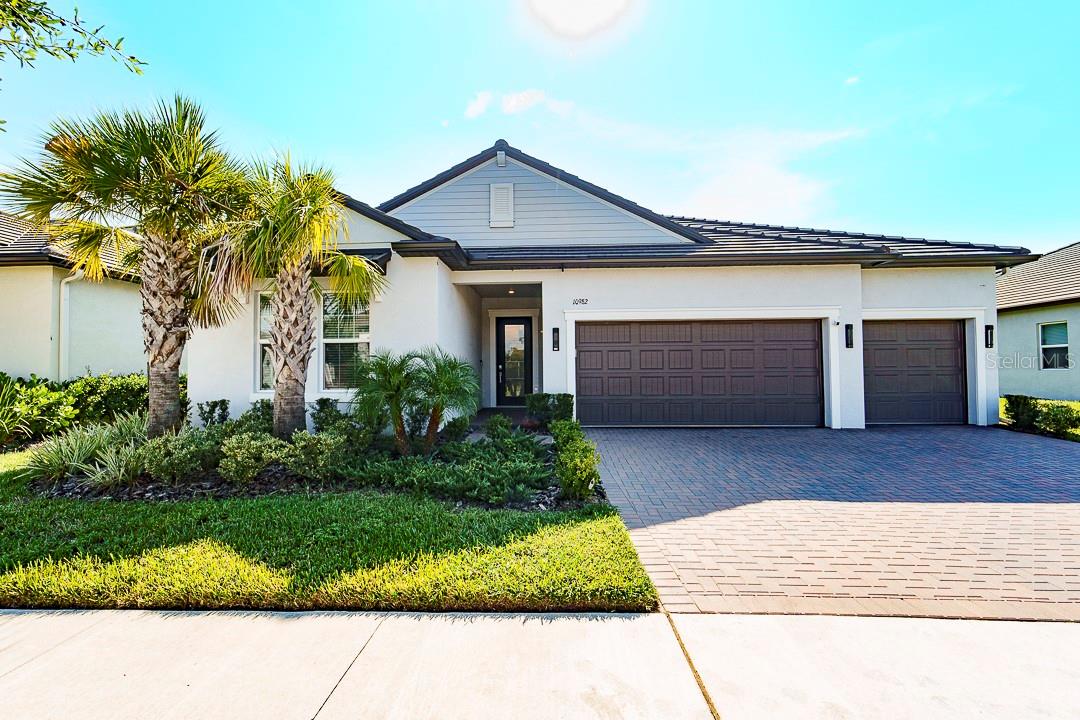 Details for 10982 Banyan Breeze Boulevard, LAND O LAKES, FL 34638