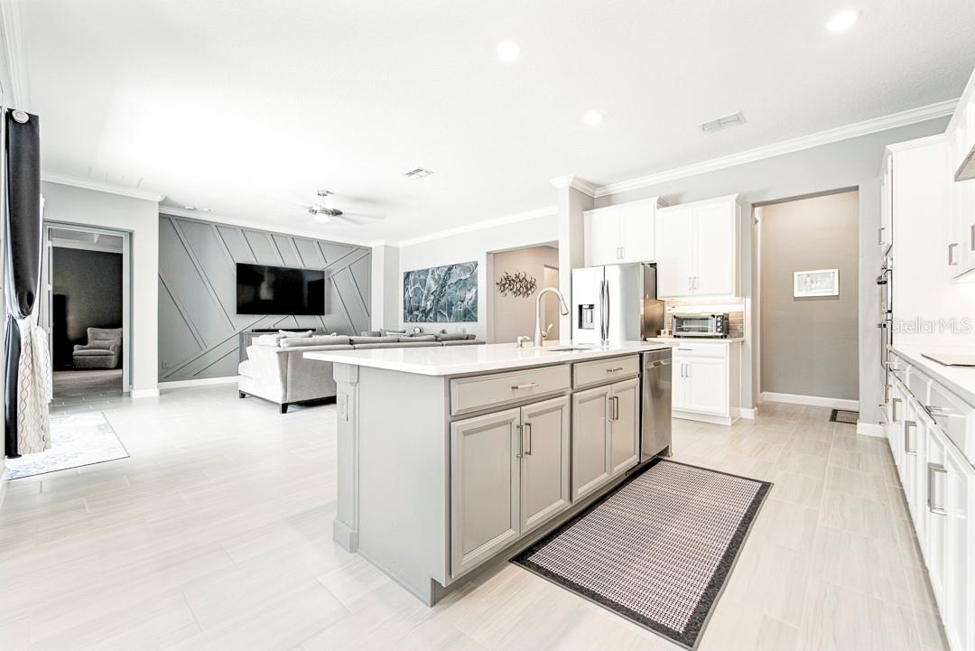 Image 16 of 71 For 10982 Banyan Breeze Boulevard