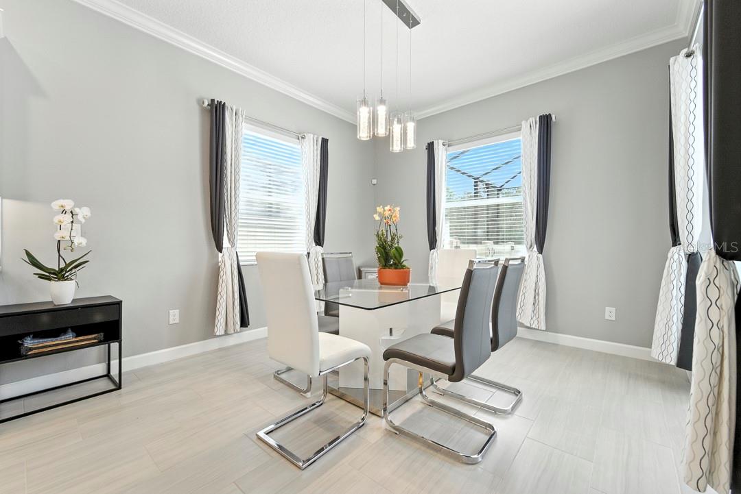 Image 17 of 71 For 10982 Banyan Breeze Boulevard