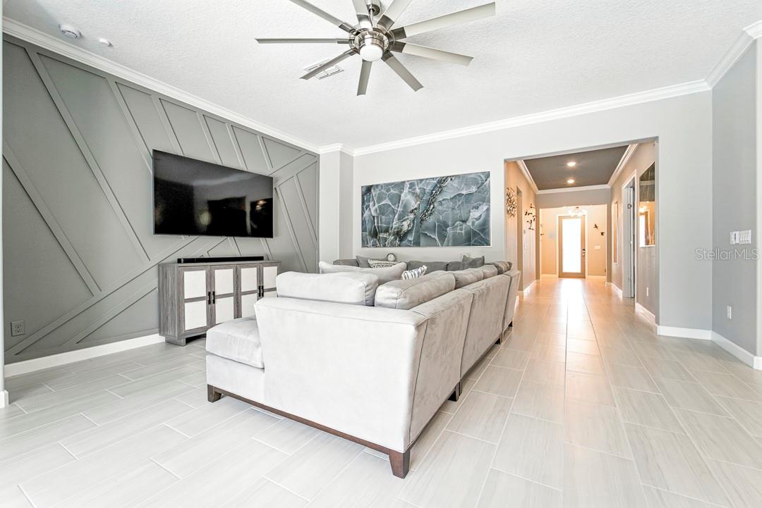 Image 19 of 71 For 10982 Banyan Breeze Boulevard
