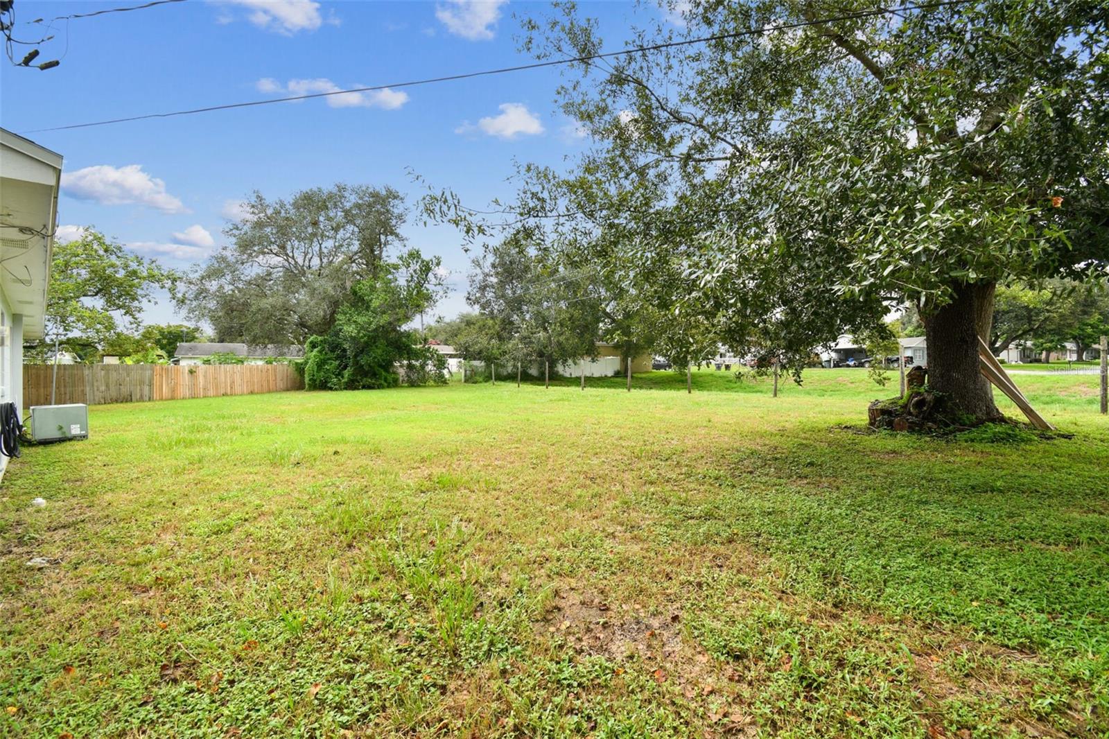 Image 39 of 73 For 6007 Calendar Court W