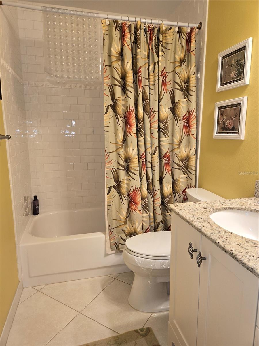 Listing photo id 27 for 2960 59th Street S 505