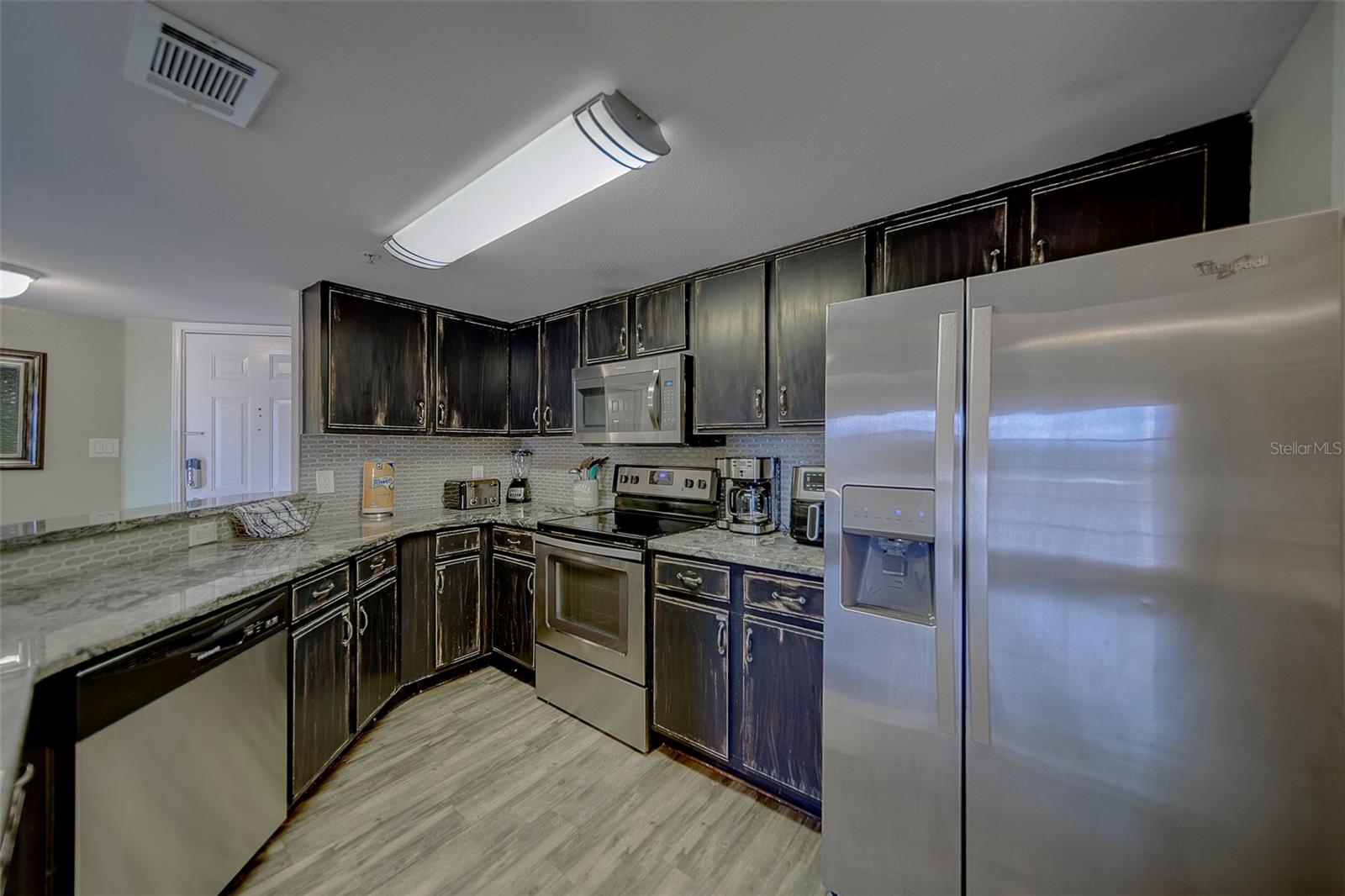 Image 8 of 65 For 1238 Missouri Avenue 108