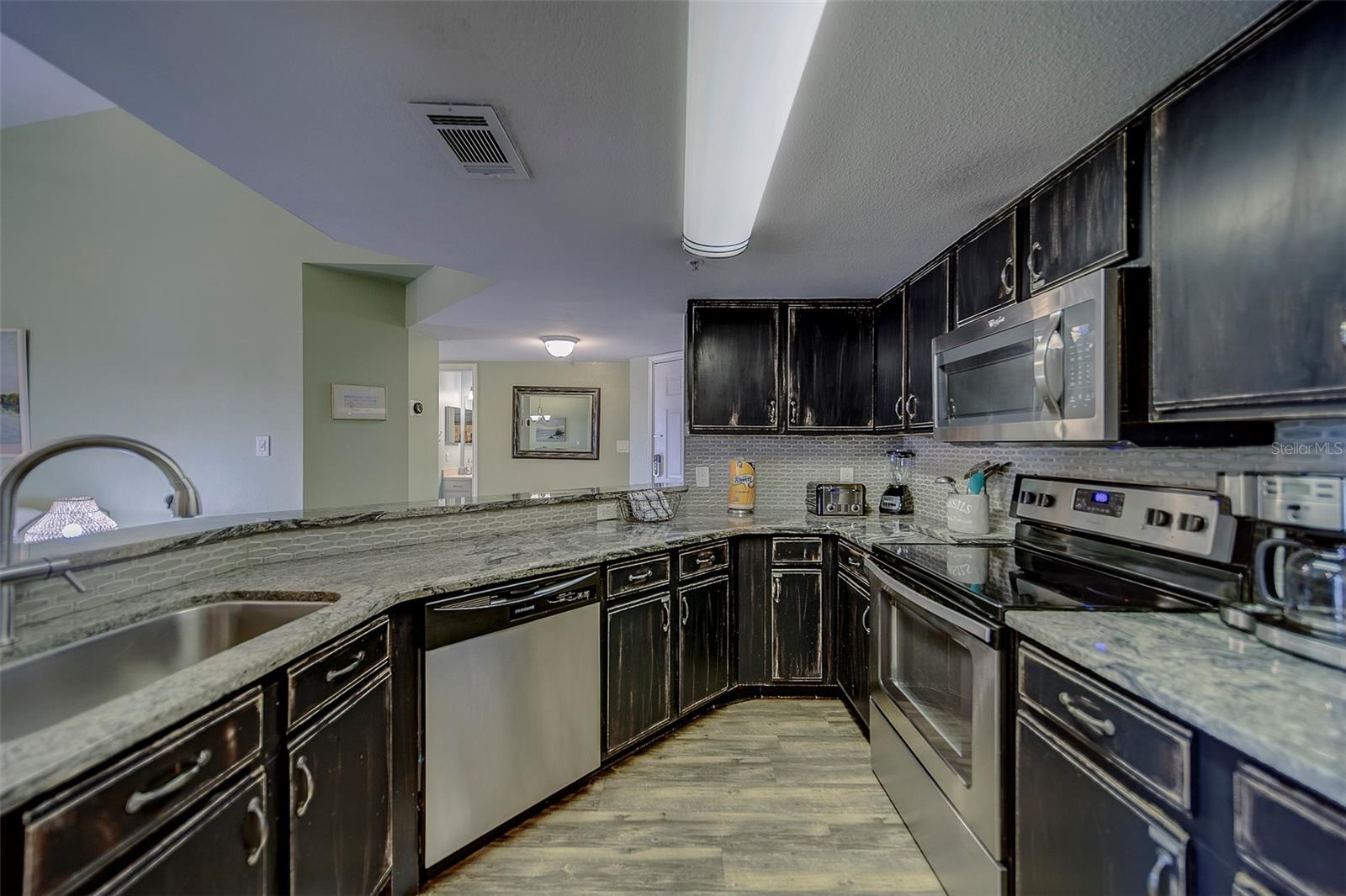 Image 9 of 65 For 1238 Missouri Avenue 108