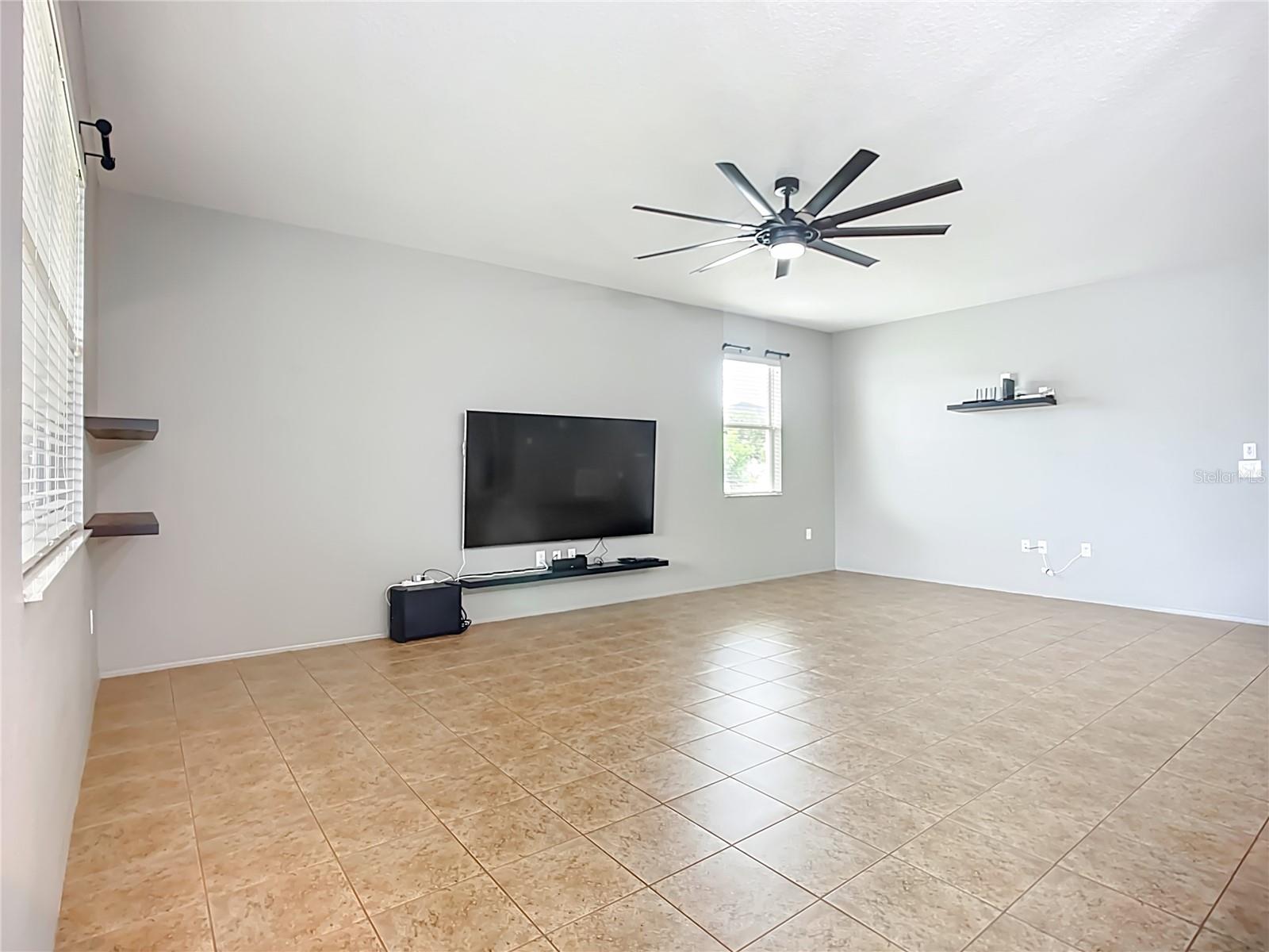 Image 11 of 39 For 7309 Tangle Bend Drive