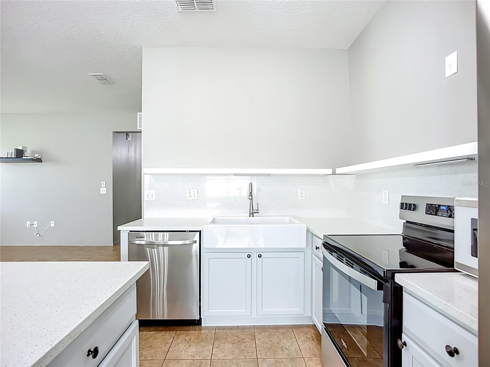 Image 8 of 39 For 7309 Tangle Bend Drive