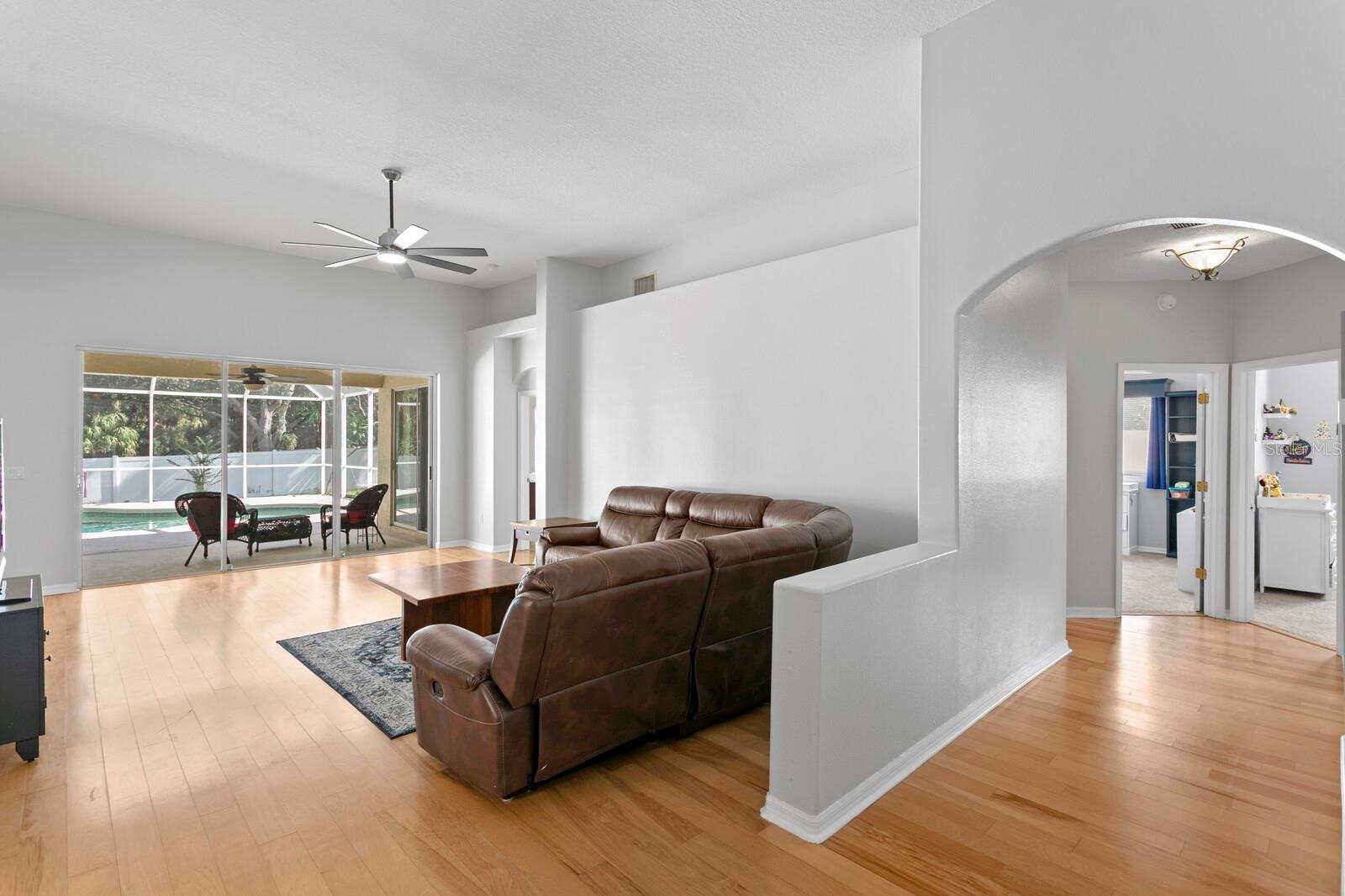 Image 6 of 70 For 8504 Goldfinch Court