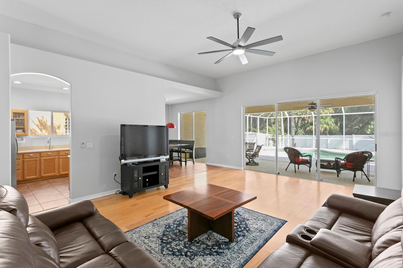 Image 8 of 70 For 8504 Goldfinch Court
