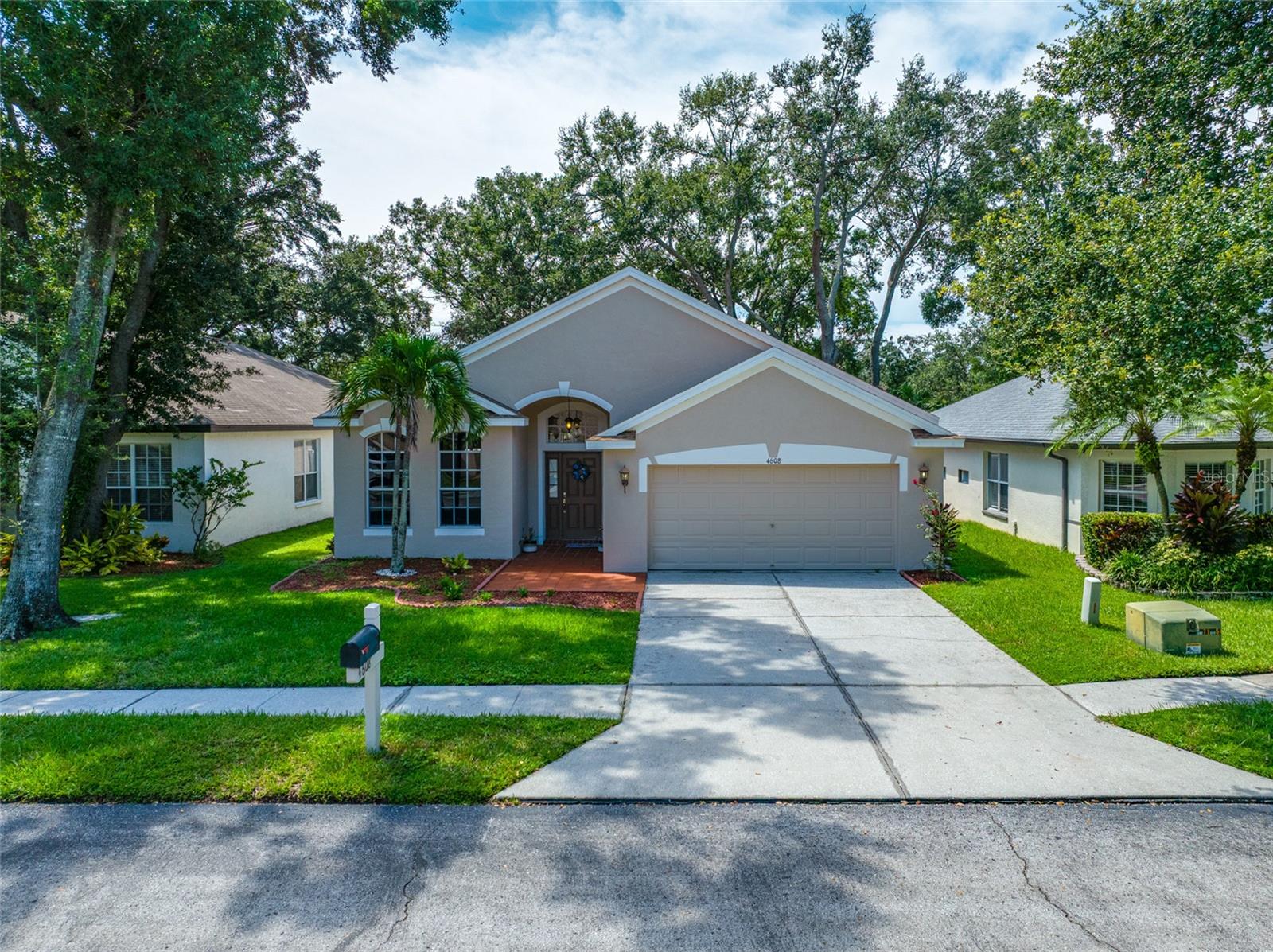 Listing photo id 29 for 4608 Whispering Wind Avenue