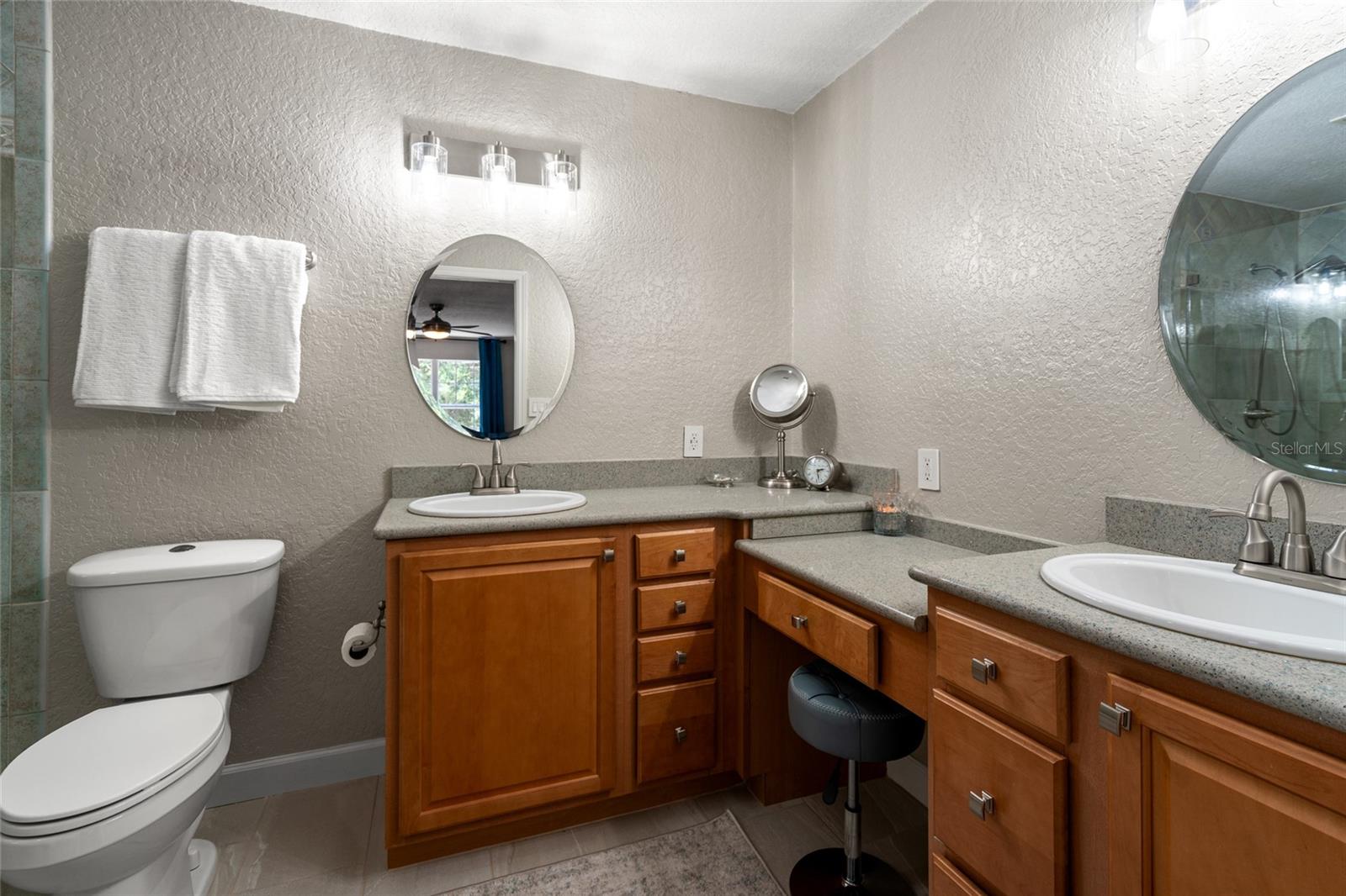 Image 33 of 45 For 3906 De Leon Street