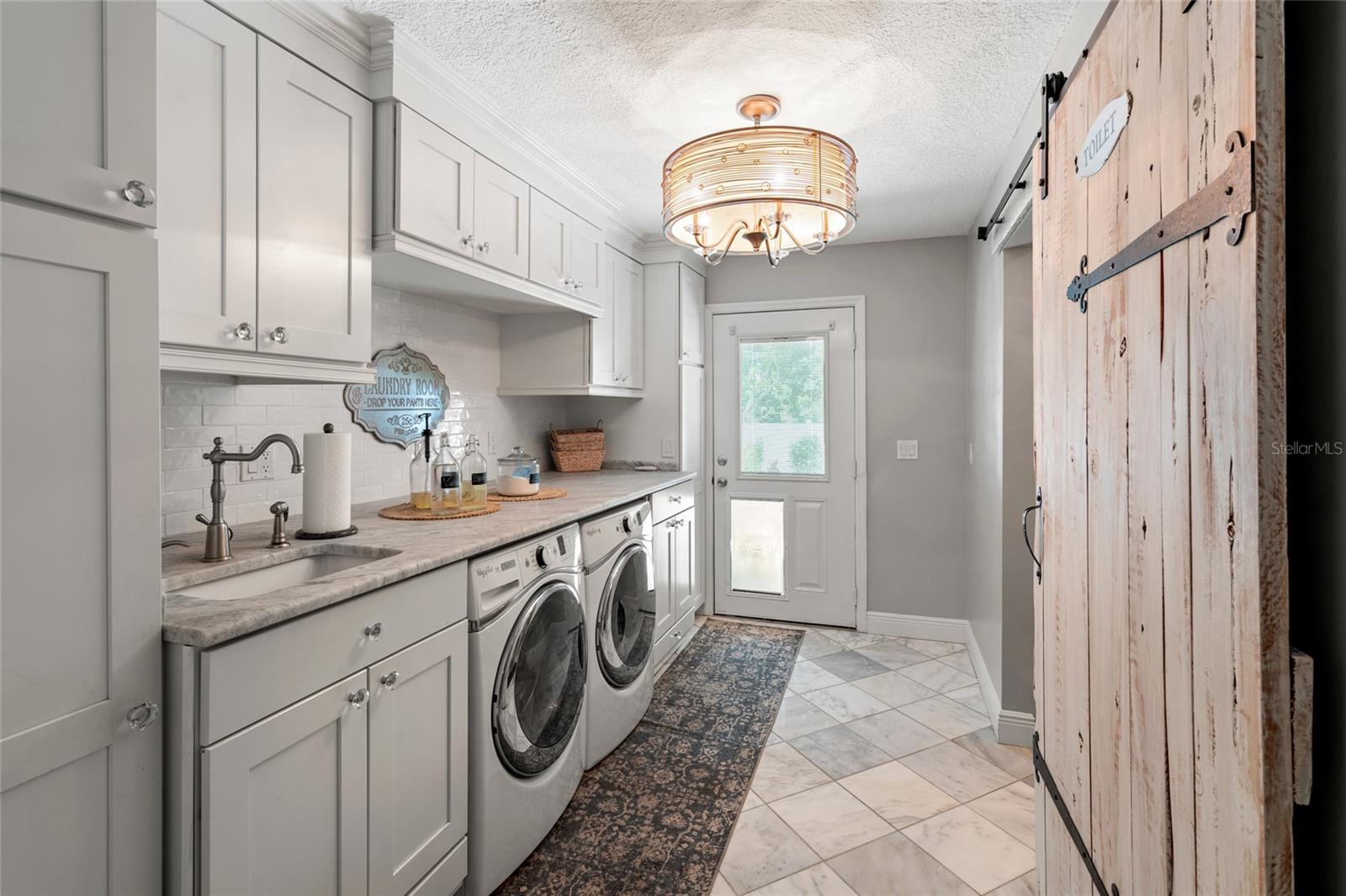 Image 7 of 45 For 3906 De Leon Street