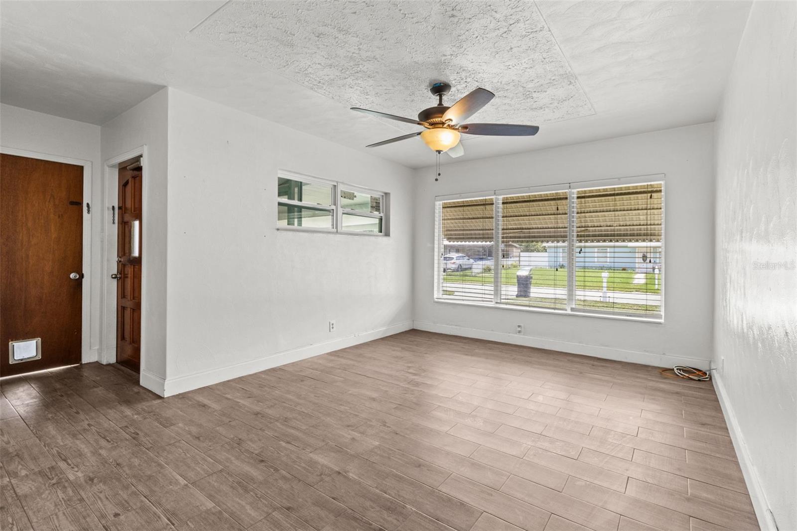 Image 4 of 41 For 7125 Bonito Street