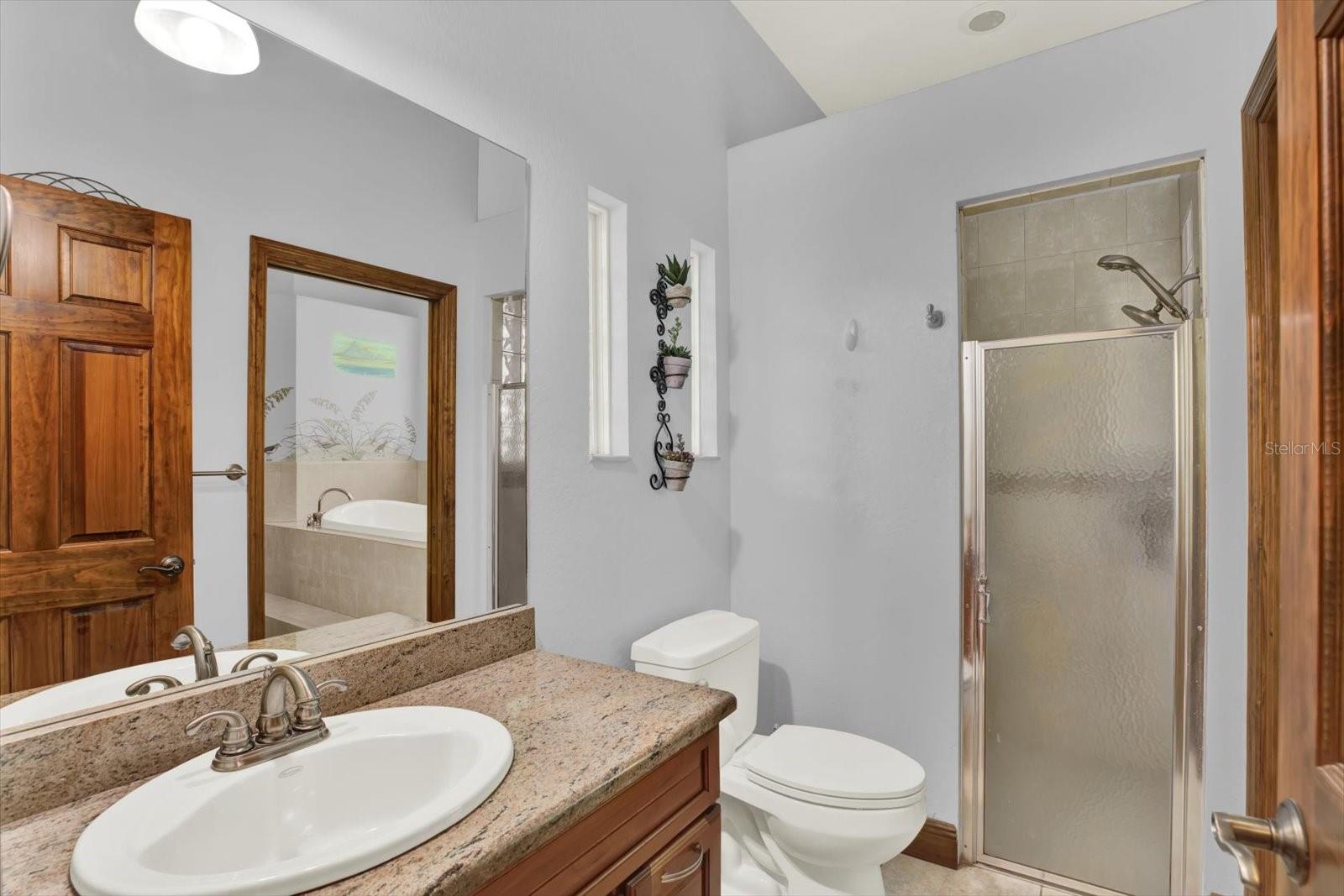Image 18 of 35 For 16879 Akins Drive