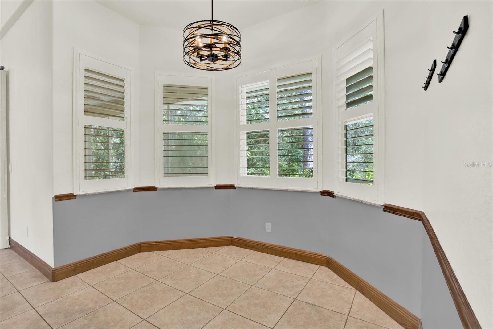 Image 24 of 35 For 16879 Akins Drive