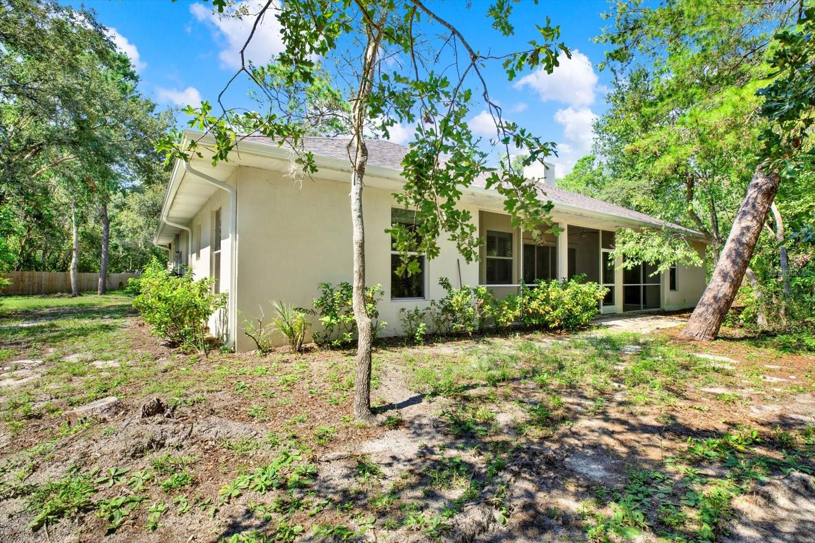Image 27 of 35 For 16879 Akins Drive