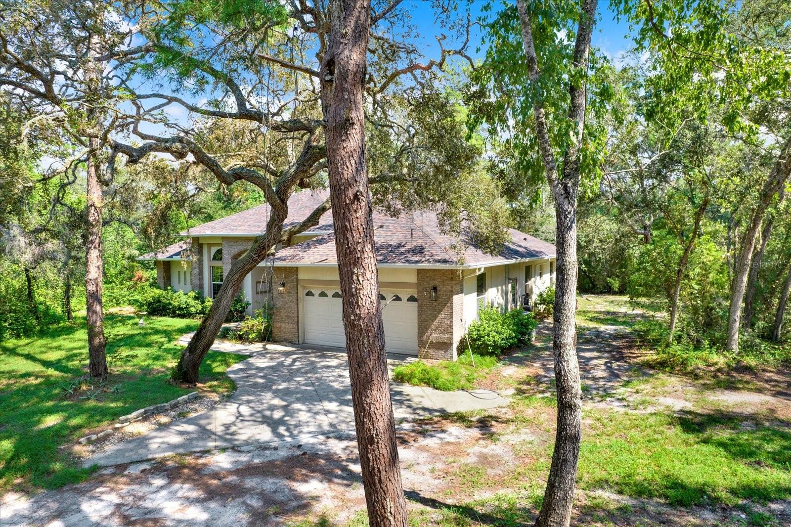 Image 30 of 35 For 16879 Akins Drive