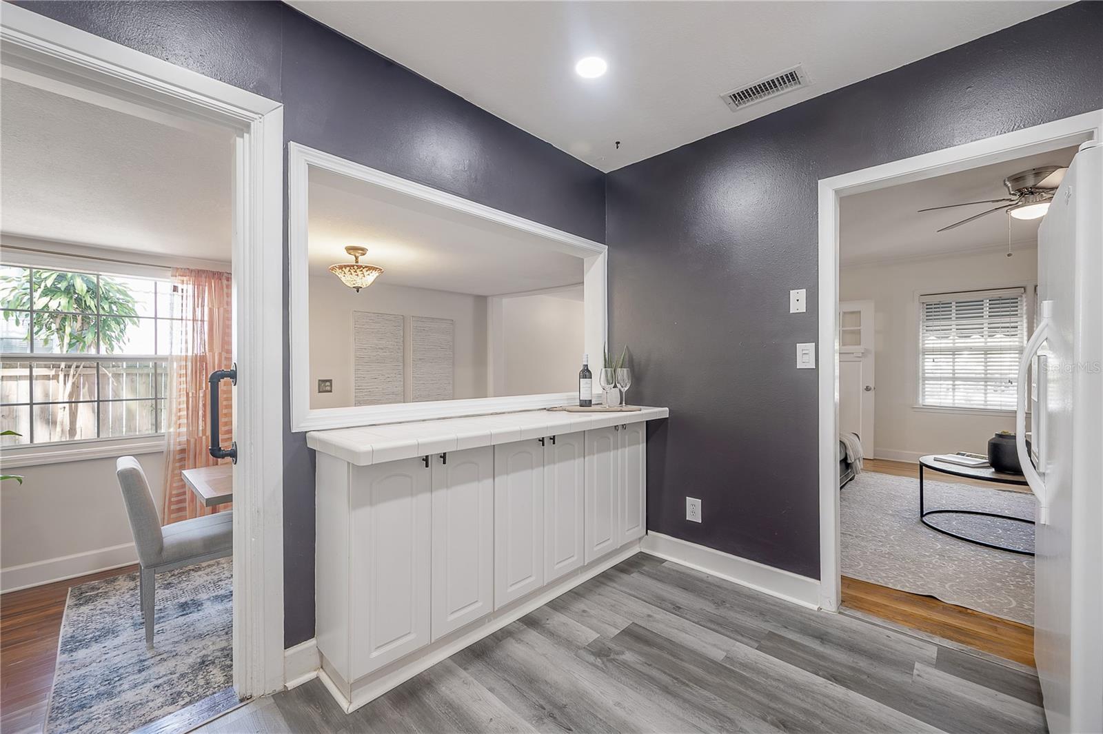 Image 16 of 41 For 1211 Park Circle