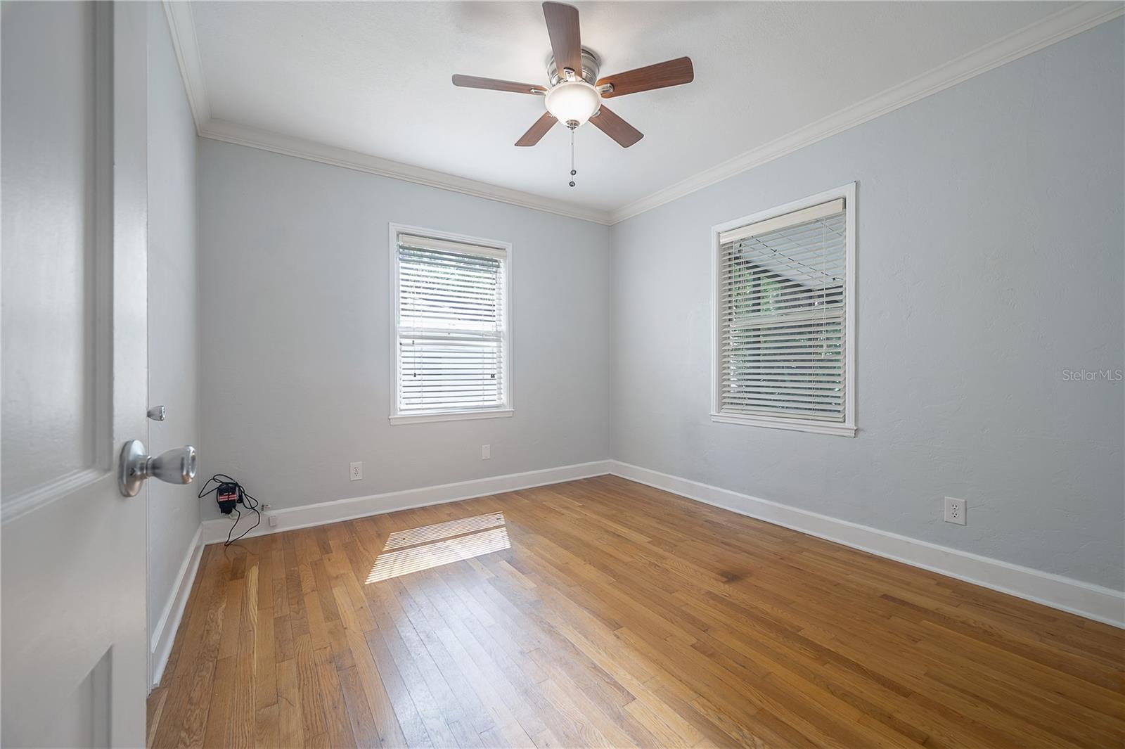 Image 30 of 41 For 1211 Park Circle