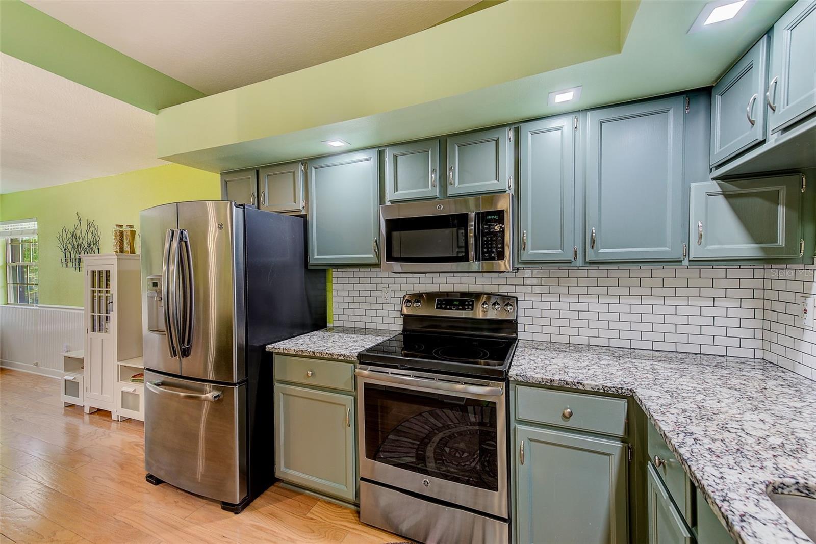 Image 11 of 45 For 2670 Walnut Drive
