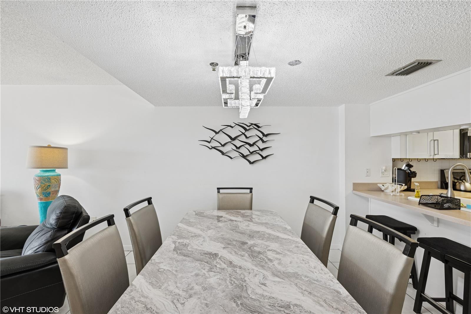 Image 10 of 27 For 14710 Gulf Boulevard 204