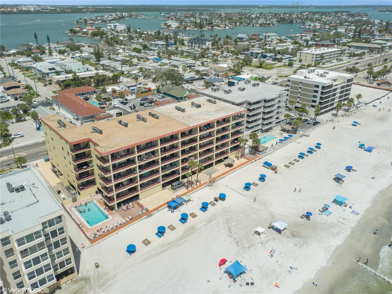 Image 26 of 27 For 14710 Gulf Boulevard 204