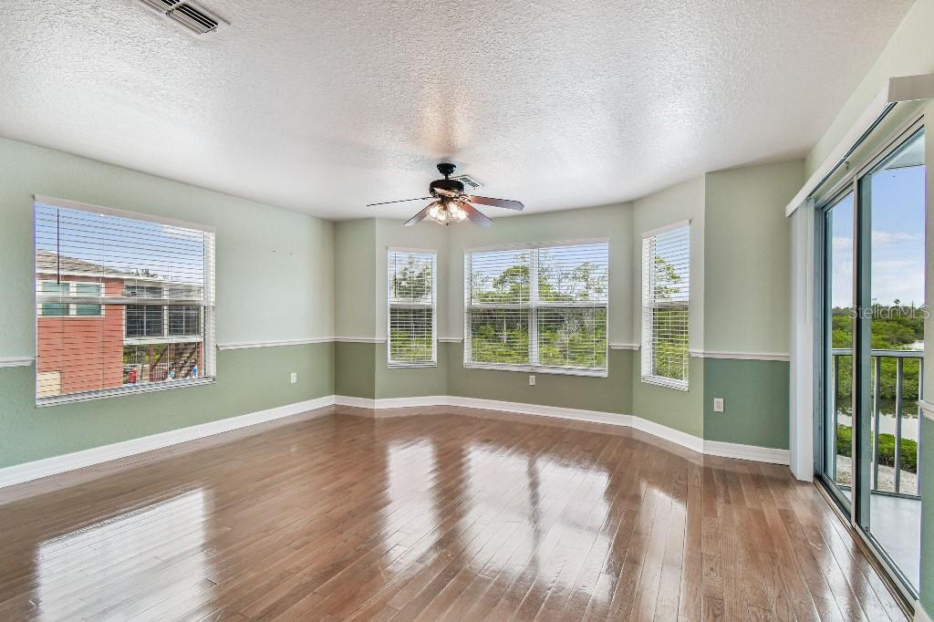 Image 23 of 75 For 7638 Deedra Circle