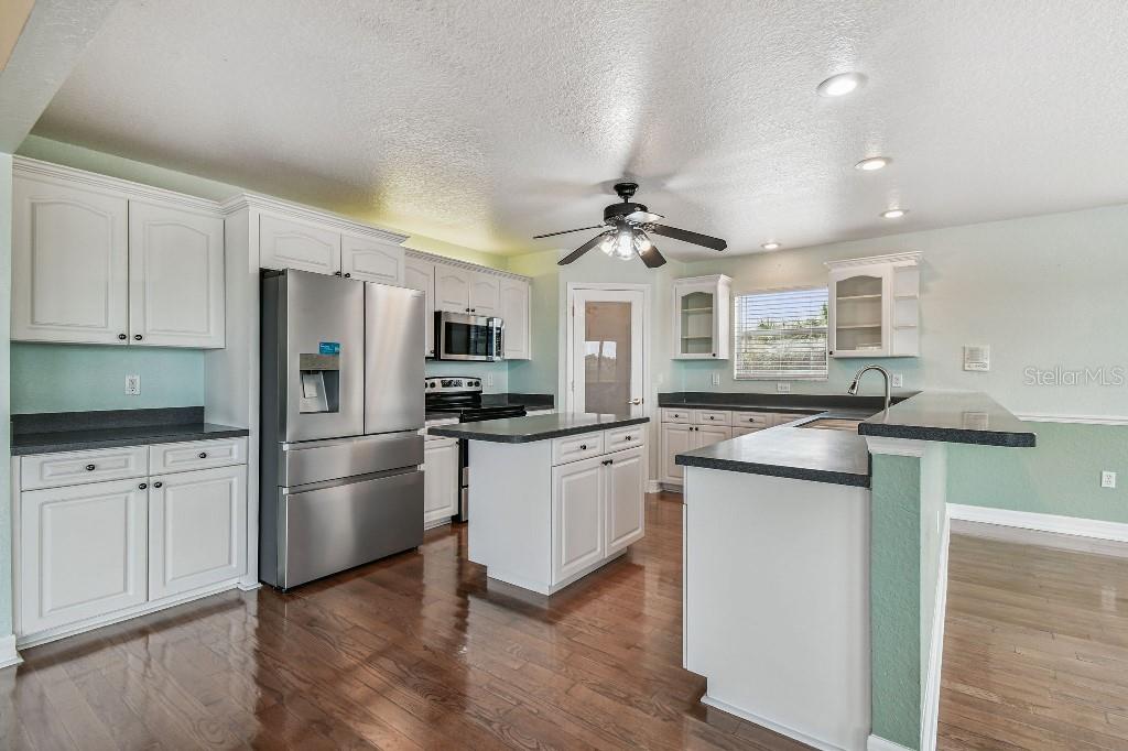 Image 29 of 75 For 7638 Deedra Circle