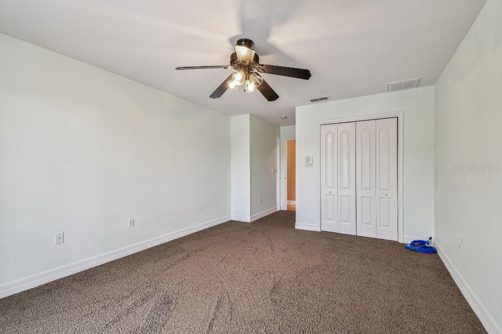 Image 36 of 75 For 7638 Deedra Circle