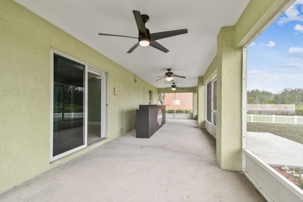 Image 62 of 75 For 7638 Deedra Circle
