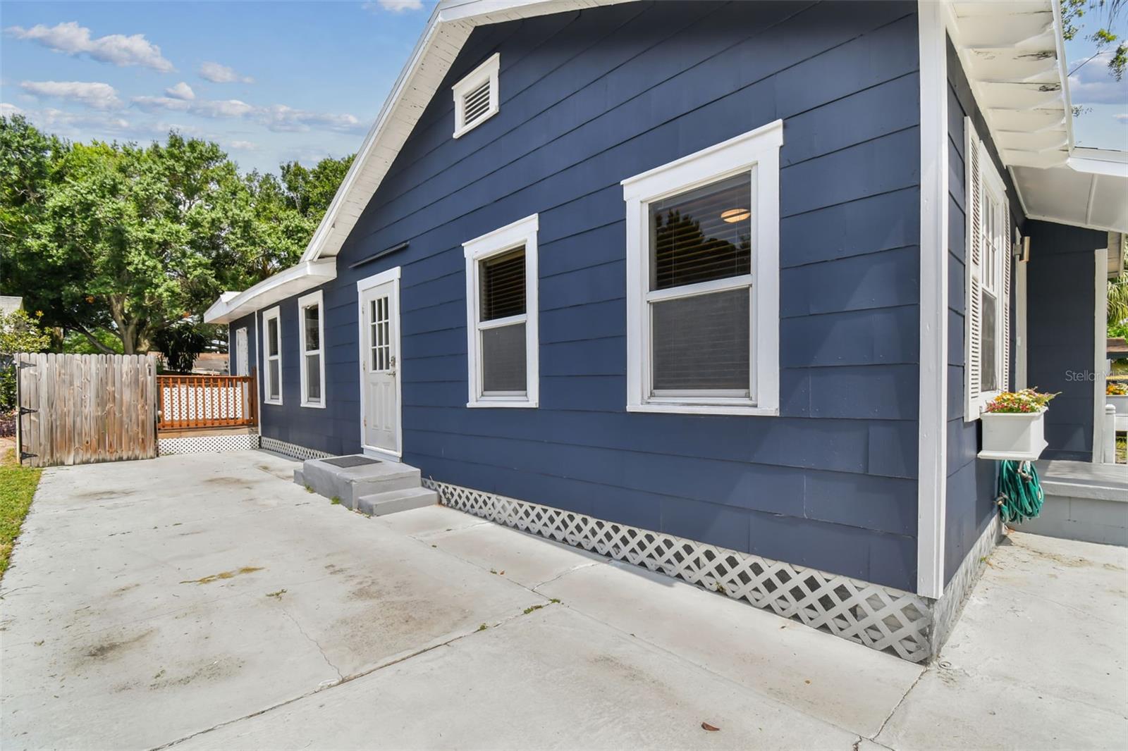 Image 14 of 66 For 308 Gomez Avenue