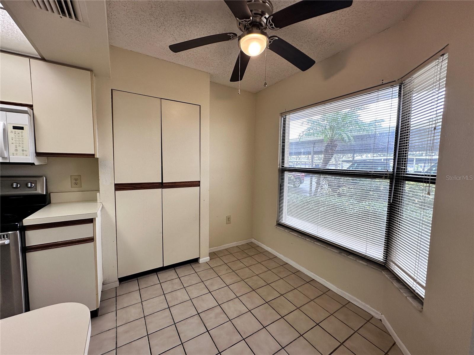 Image 4 of 36 For 1332 Pasadena Avenue S 102