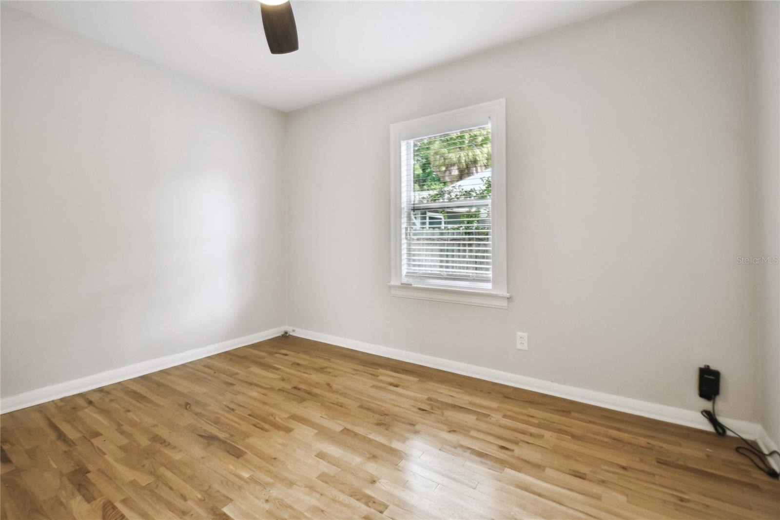 Image 14 of 40 For 308 Gomez Avenue