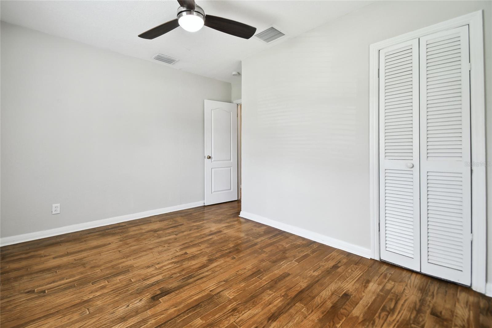 Image 17 of 40 For 308 Gomez Avenue