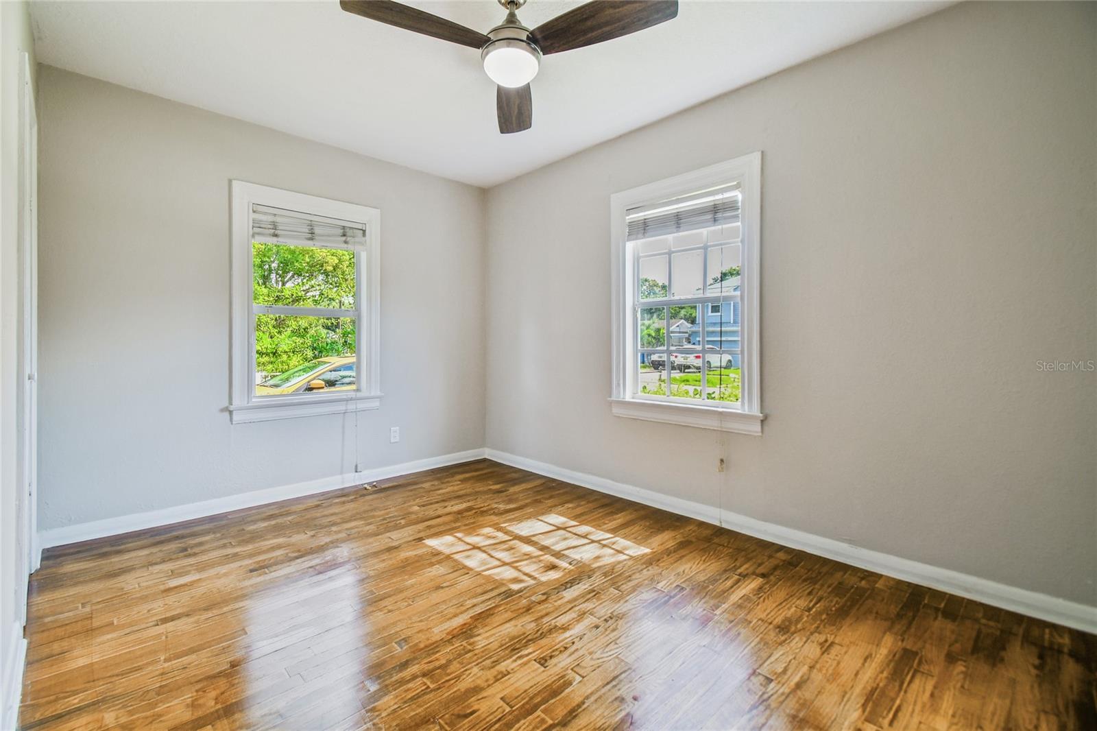 Image 18 of 40 For 308 Gomez Avenue