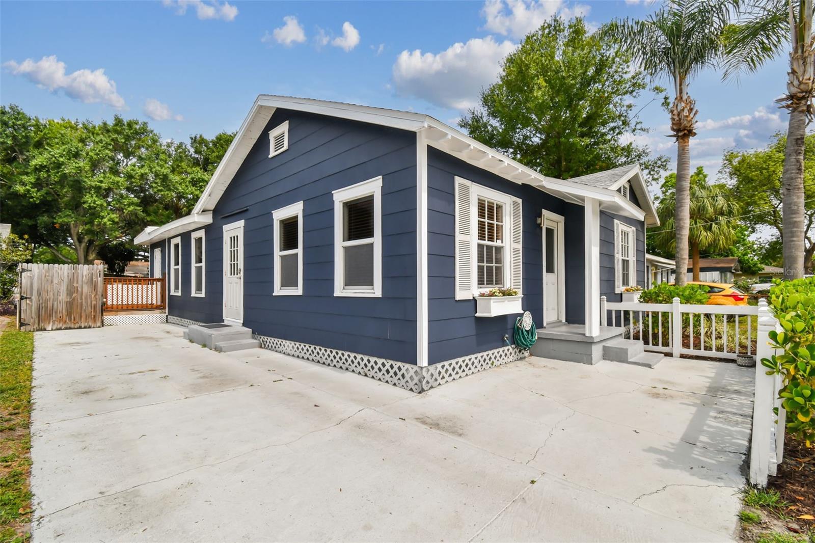 Image 4 of 40 For 308 Gomez Avenue