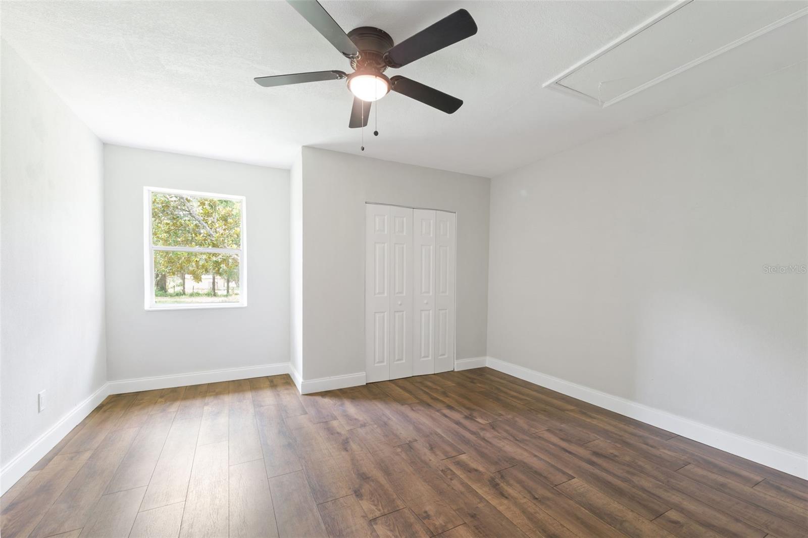 Image 20 of 41 For 18350 Oaklawn Drive