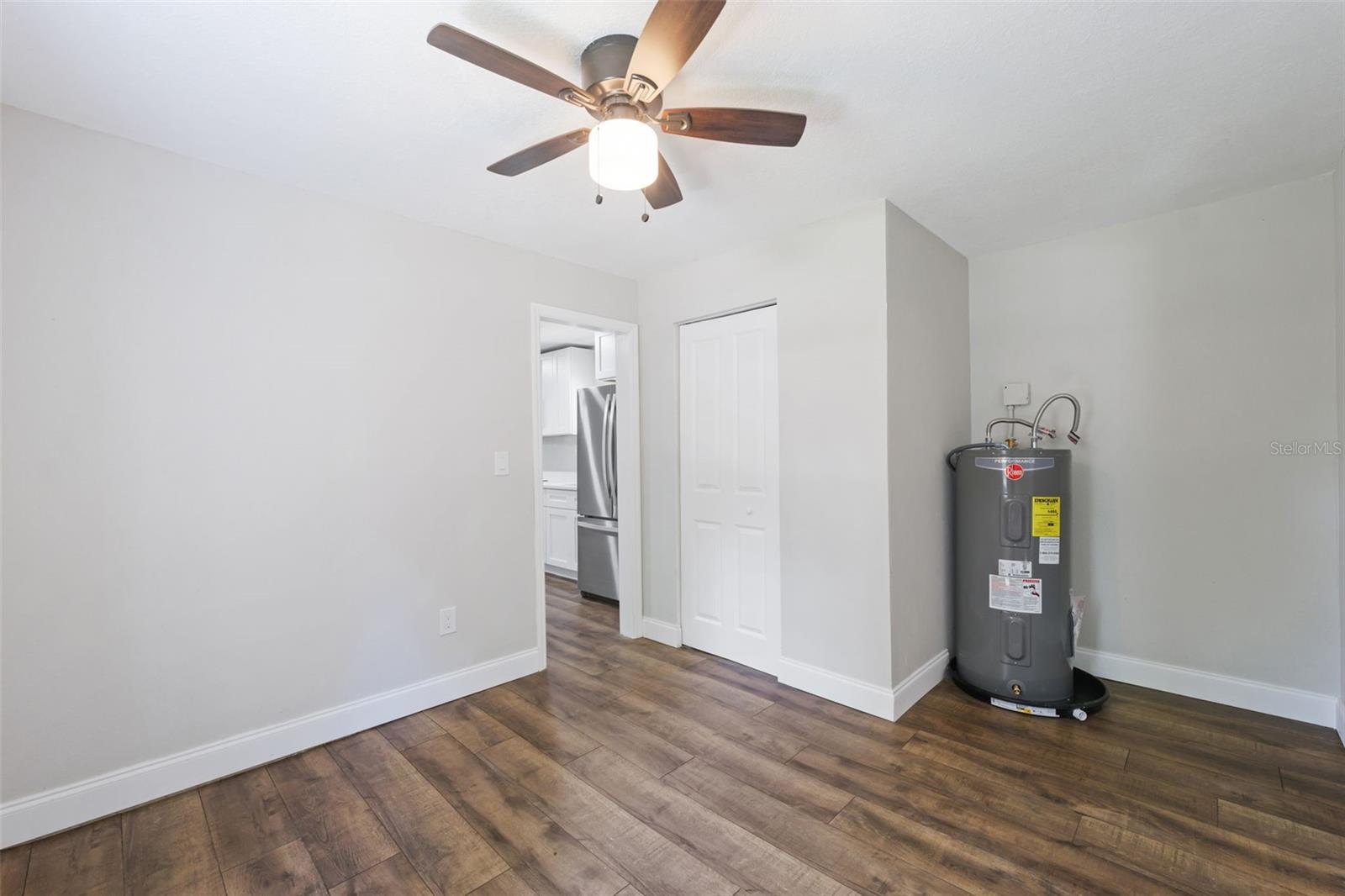 Image 36 of 41 For 18350 Oaklawn Drive
