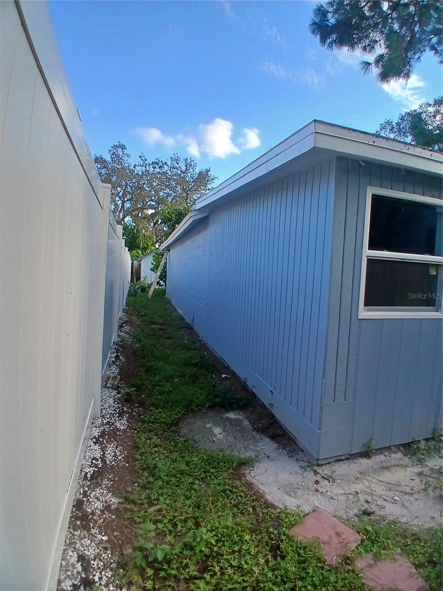 Image 28 of 28 For 8509 Claonia Street