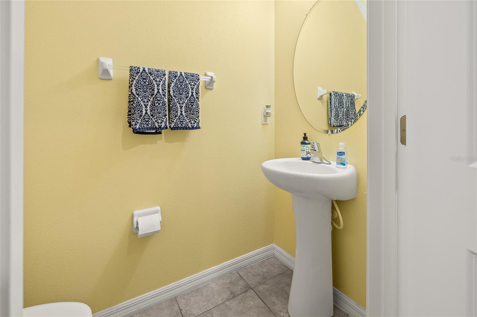 Image 15 of 42 For 5017 Golden Fig Lane